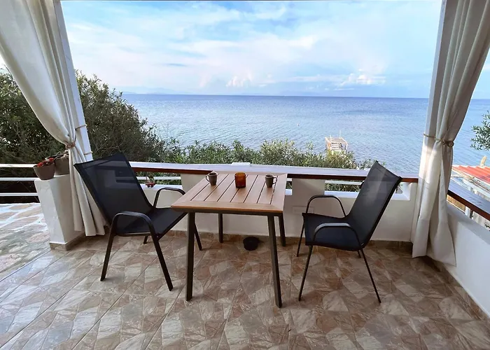 Chelona - Coastal * Χλομός